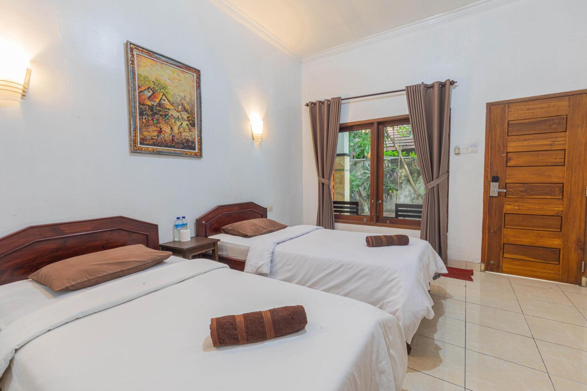 Transit Inn Senggigi 망시트 외부 사진